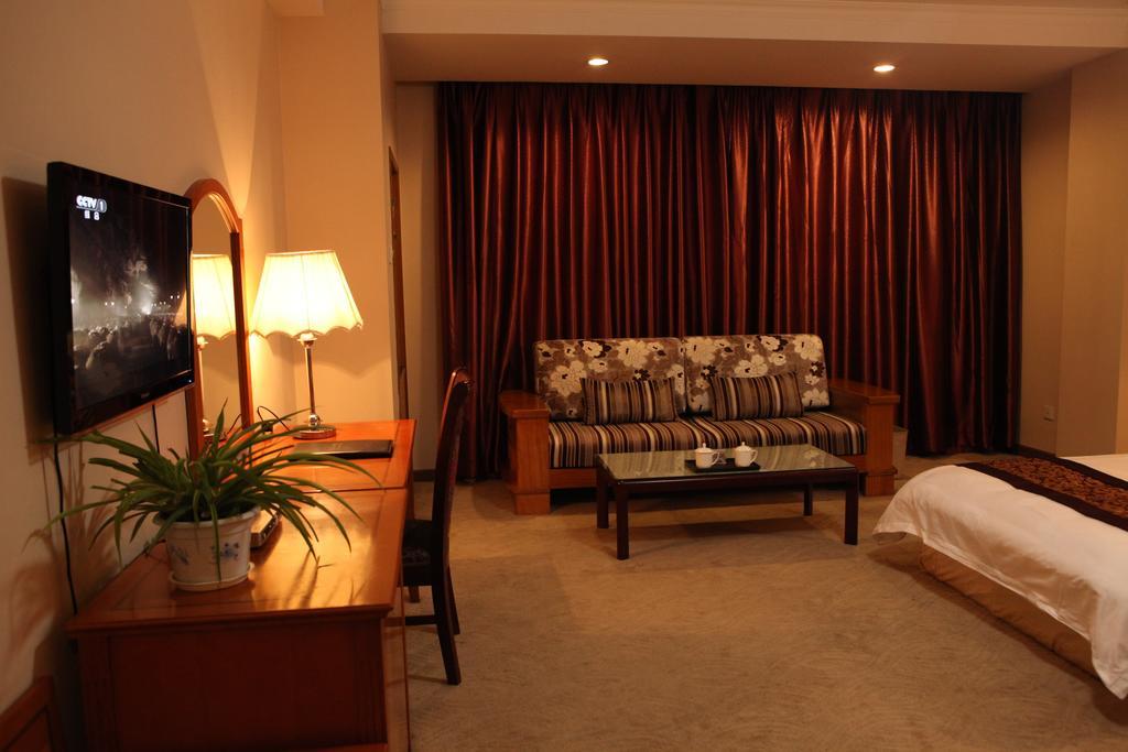 Tianhong Hotel Heze Zimmer foto